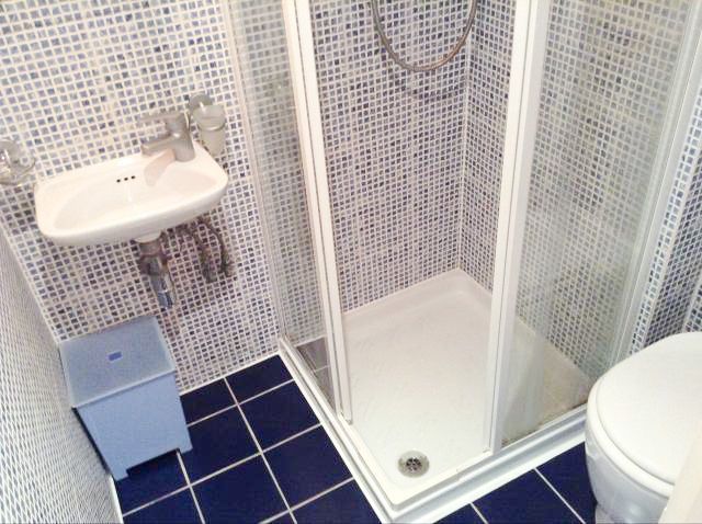 Property photo 3 of 6 Gallery