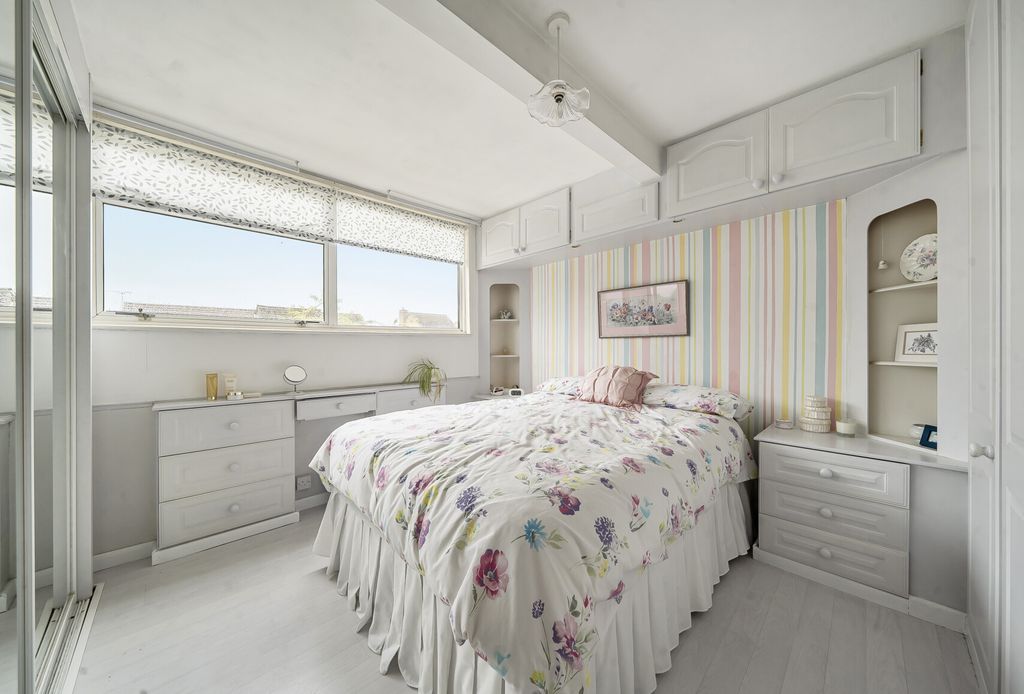 Property photo 2 of 16 1471044-9-6A21445...