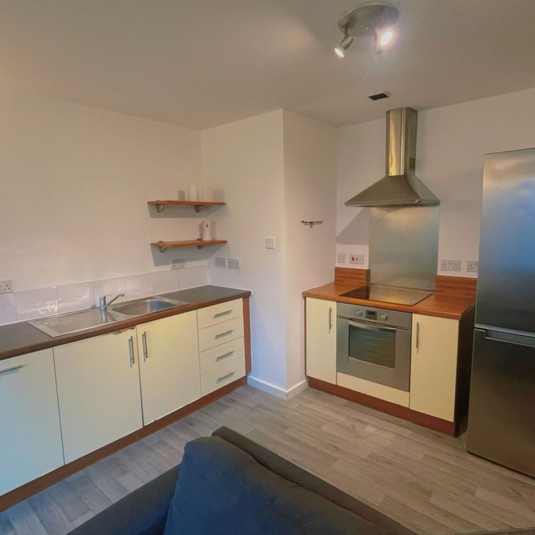 Property photo 2 of 7