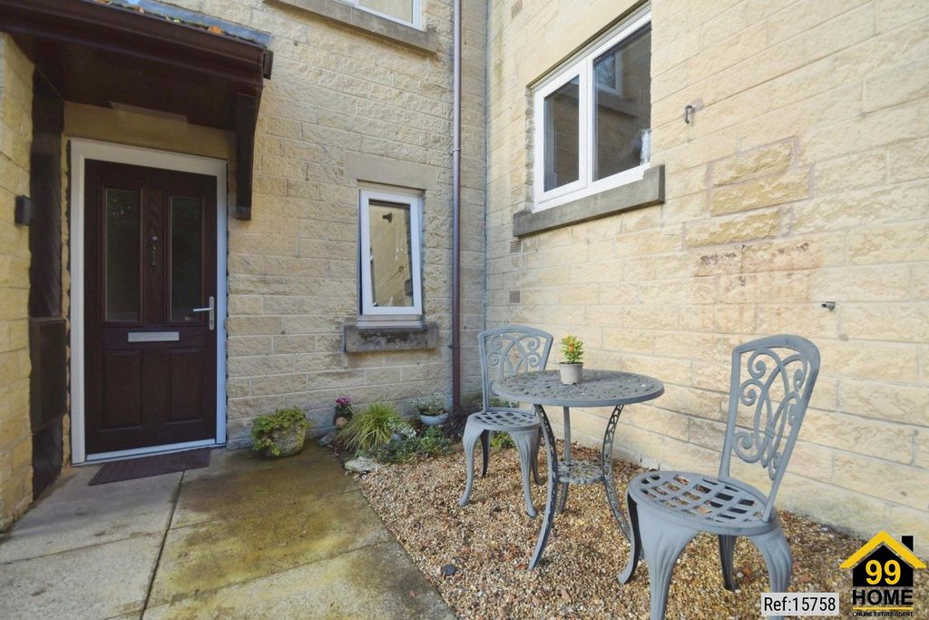 Property photo 3 of 20 Photo 2