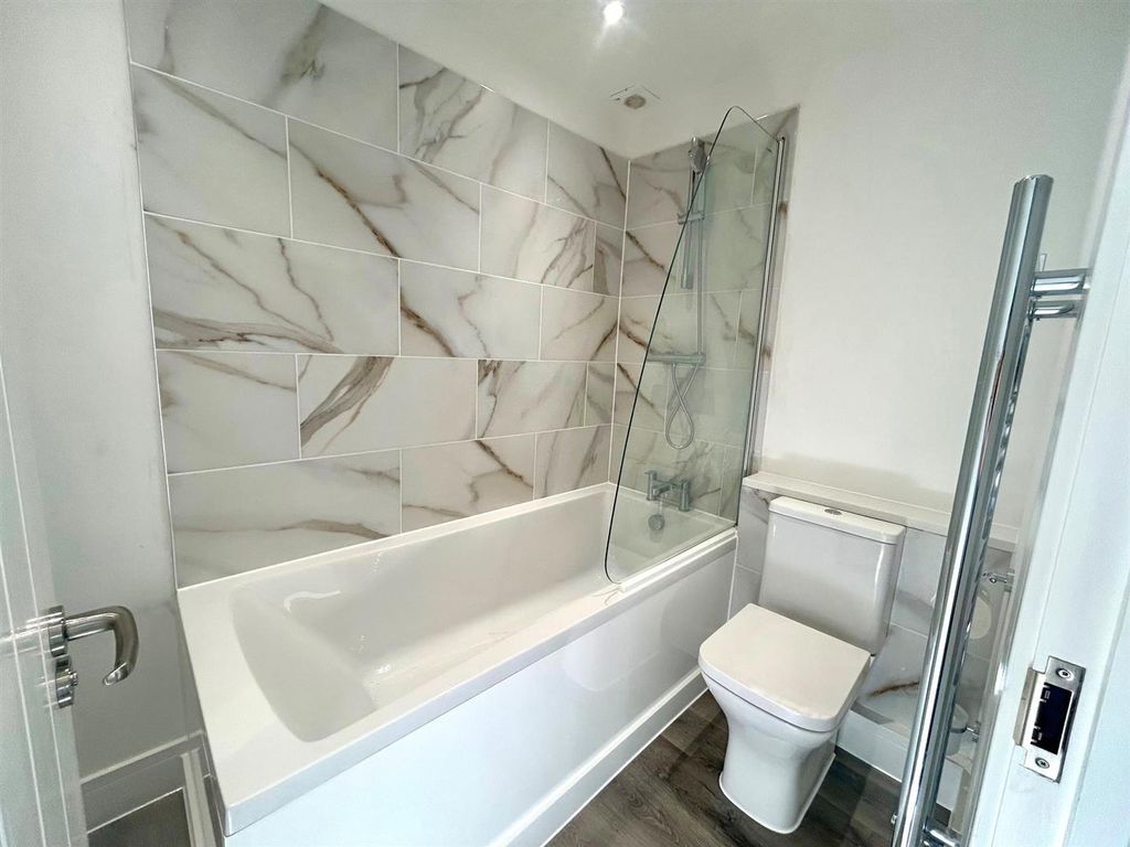Property photo 3 of 19 Bathroom 2 Edited .Jpg
