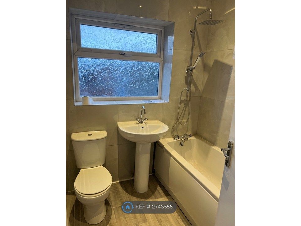 Property photo 3 of 29