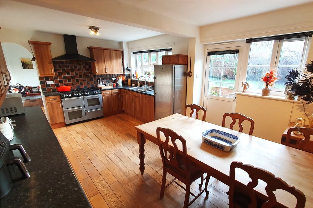 Property photo 3 of 27 Picture No. 42