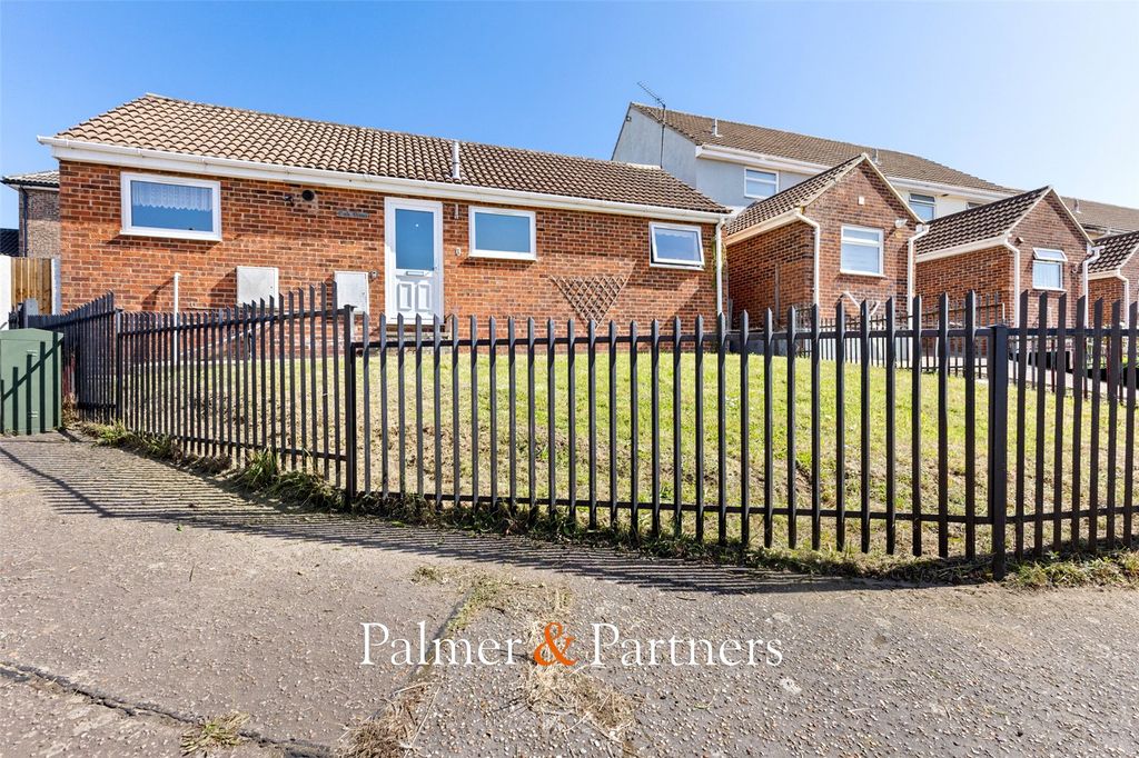 Property photo 1 of 12 Picture No. 13