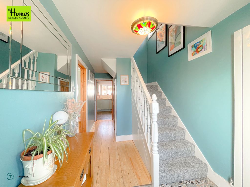 Property photo 1 of 36