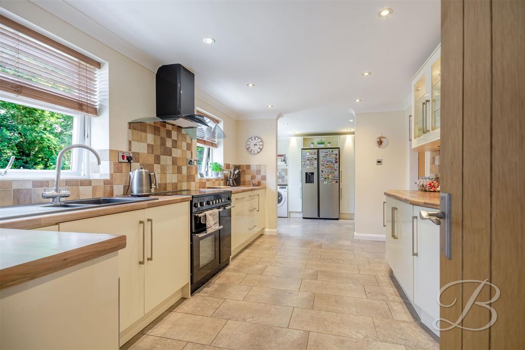 Property photo 3 of 30 Ccltd-7.Jpg