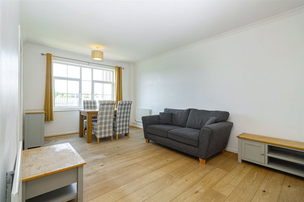 Property photo 2 of 16 Picture No. 09