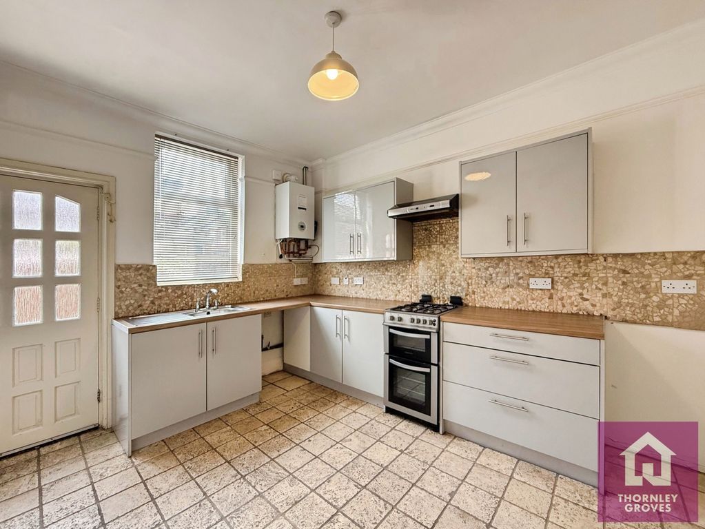 Property photo 3 of 11 Pbox-Img.Jpg