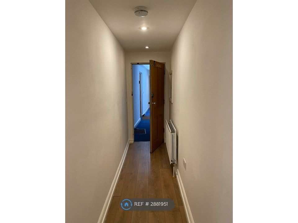 Property photo 3 of 10 Front Door Leading Into Hallway