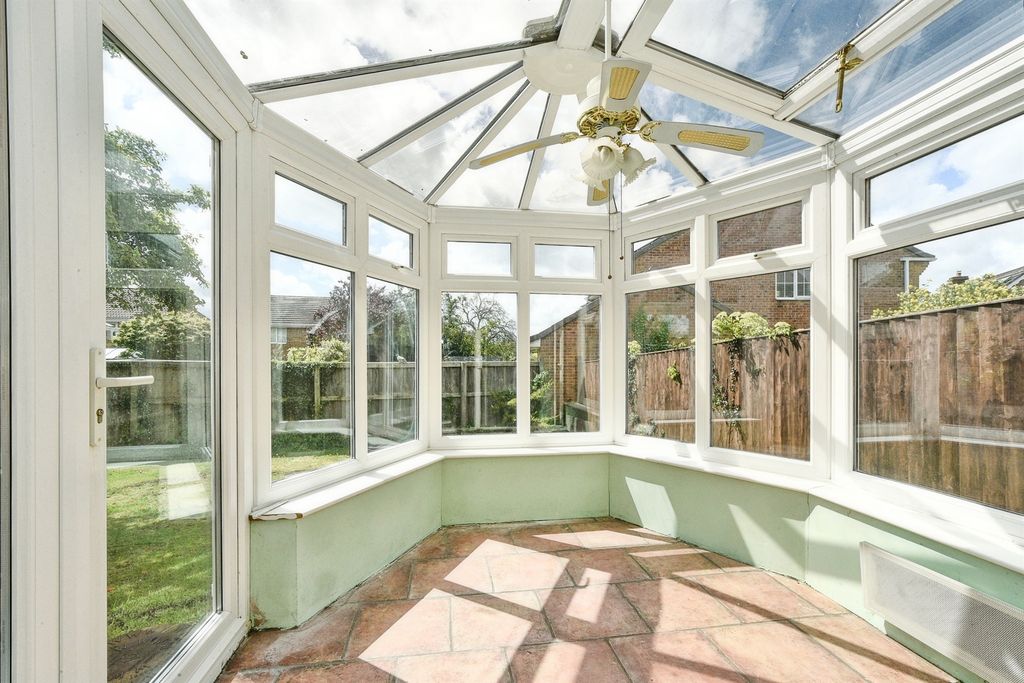 Additional image 2 of 4 bed detached house for salePetter Close, Wroughton, Swindon SN4