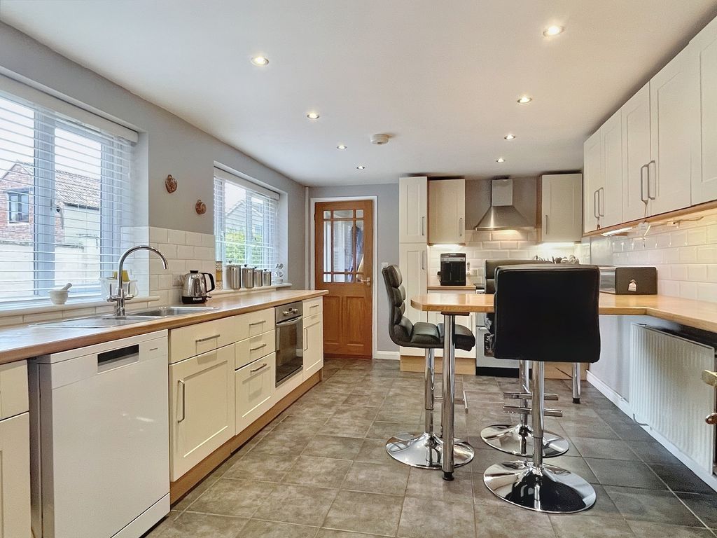 Property photo 2 of 28 Not Specified