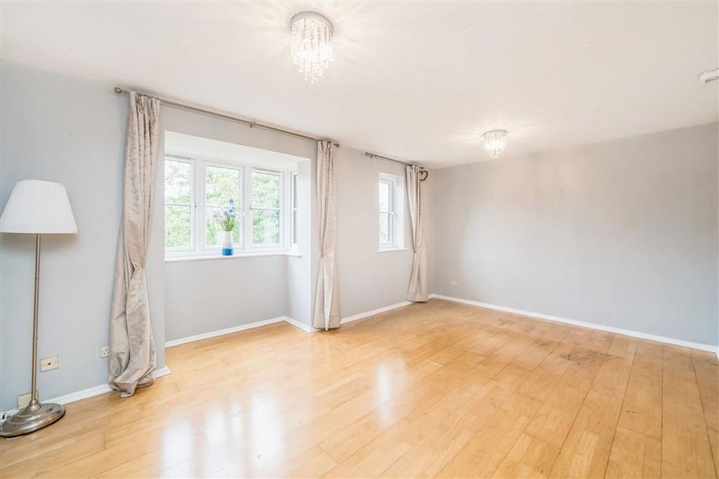 Property photo 2 of 6