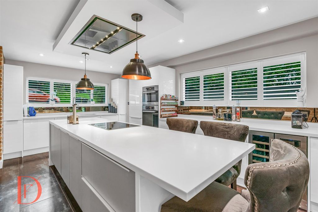 Additional image 7 of 4 bed detached house for saleWoodbury Hill, Loughton IG10