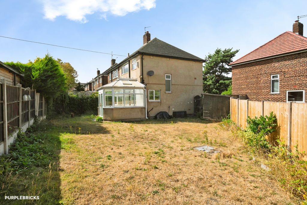Property photo 2 of 23