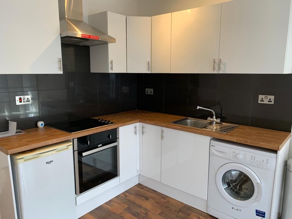 Property photo 3 of 7 Photo 4