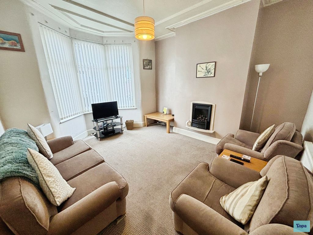 Property photo 3 of 19 3