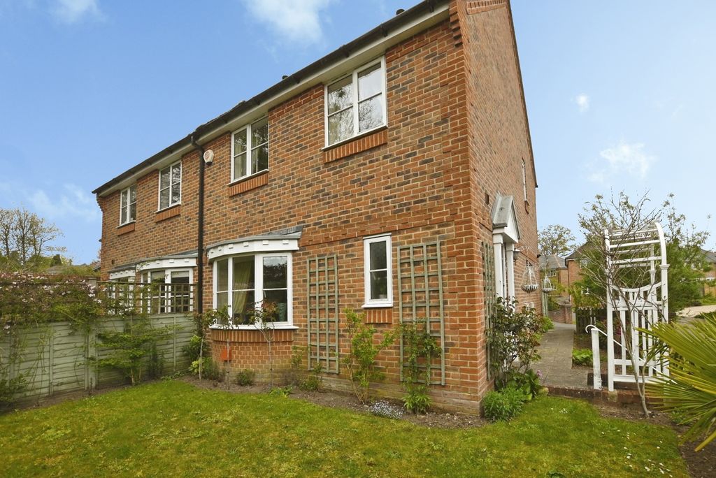 Property photo 1 of 16 Pbox-Img.Jpg