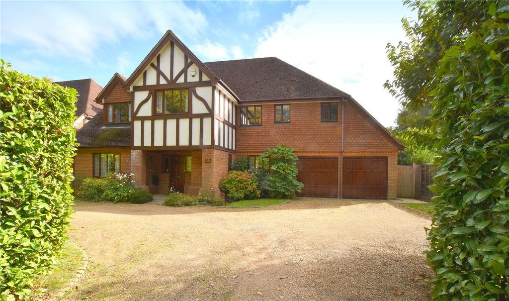 Property photo 1 of 19 Front Aspect