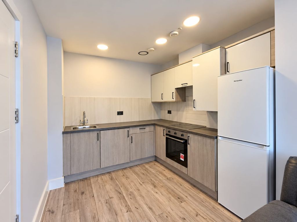 Property photo 3 of 11