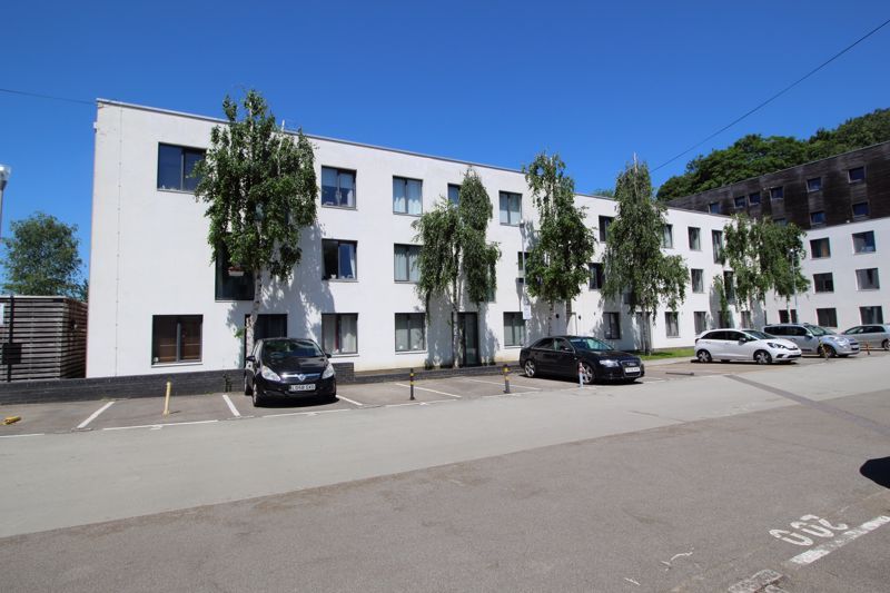 Property photo 1 of 8 Front Aspect