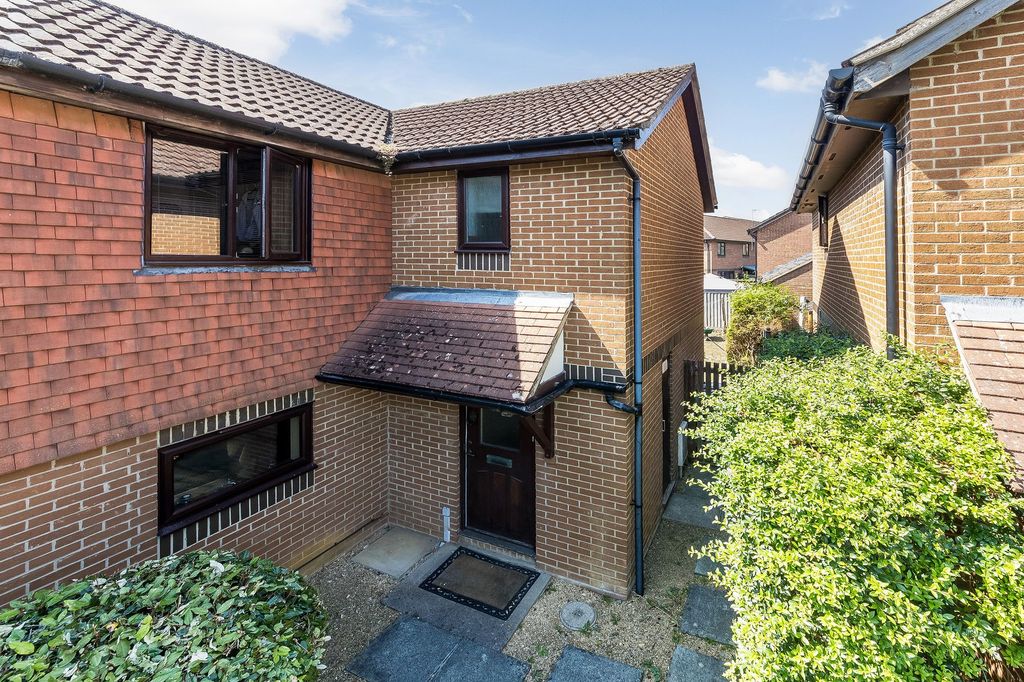 Property photo 1 of 19