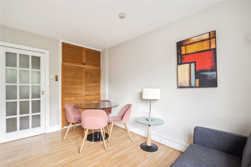 Property photo 2 of 7 Picture No. 06