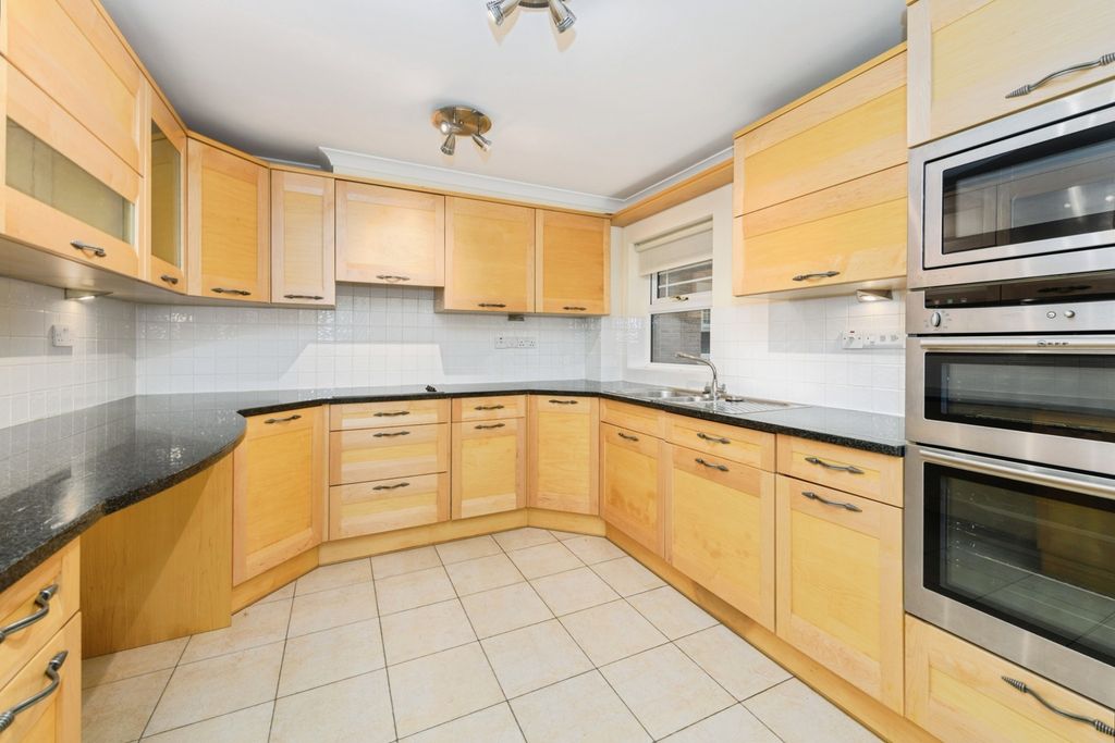 Property photo 1 of 17 Photo