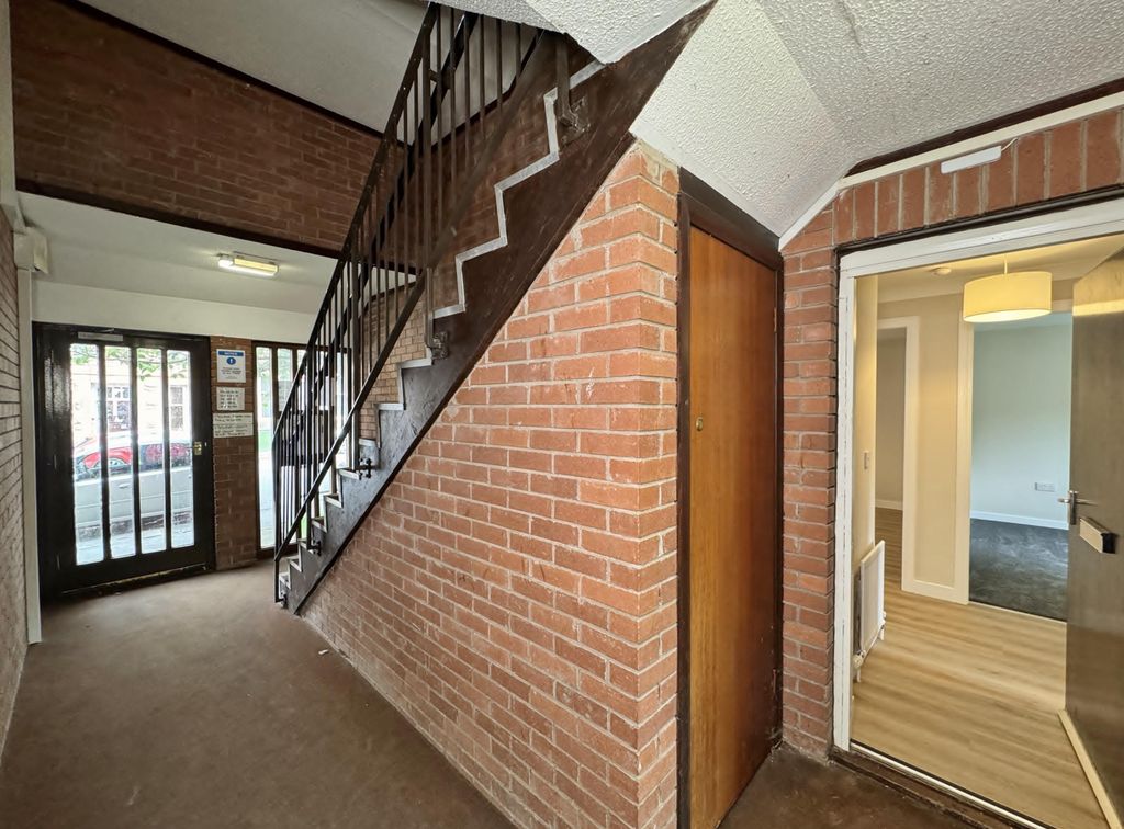 Property photo 3 of 20