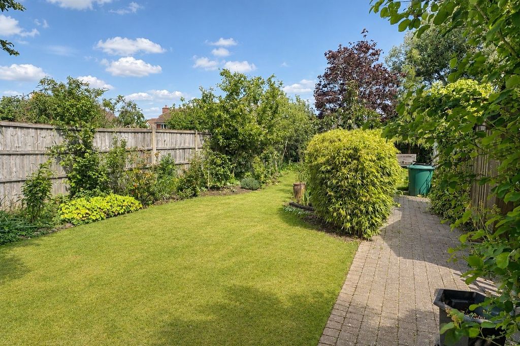Property photo 2 of 13 4736413