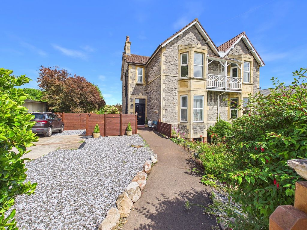 Property photo 1 of 30