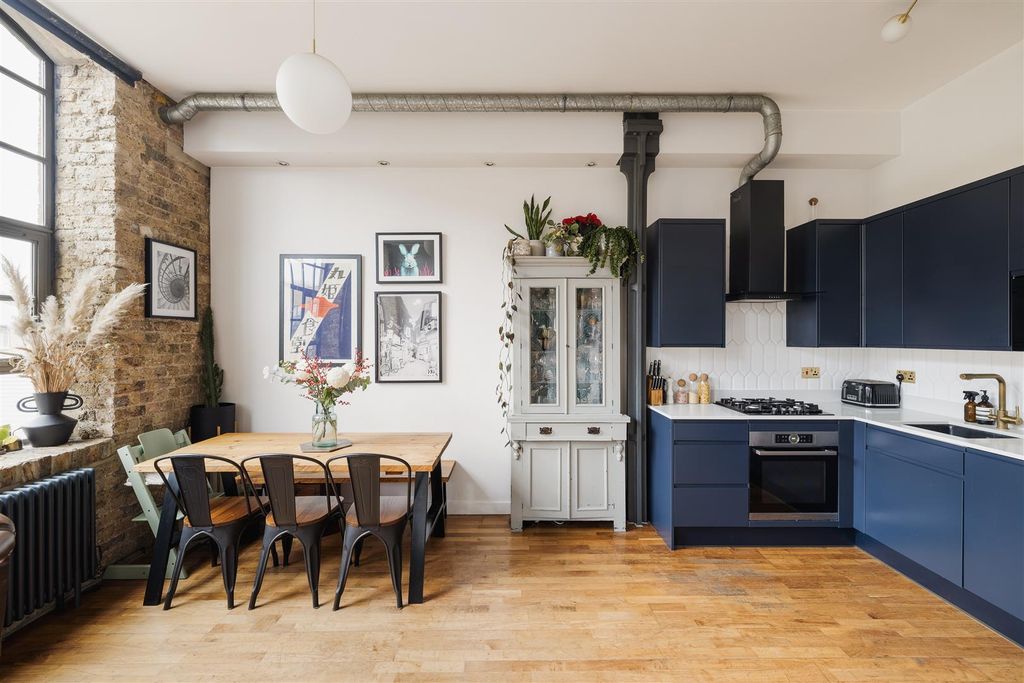 Property photo 2 of 39 Gunmakers Lane, E3