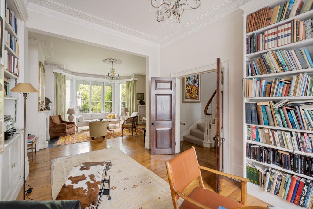 Property photo 3 of 14 Image