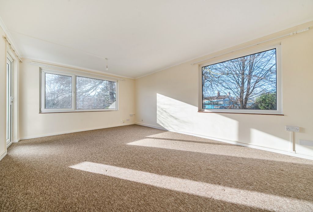 Property photo 2 of 15 Lounge/Dining Room