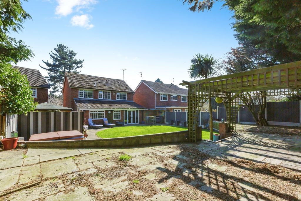 Property photo 1 of 24