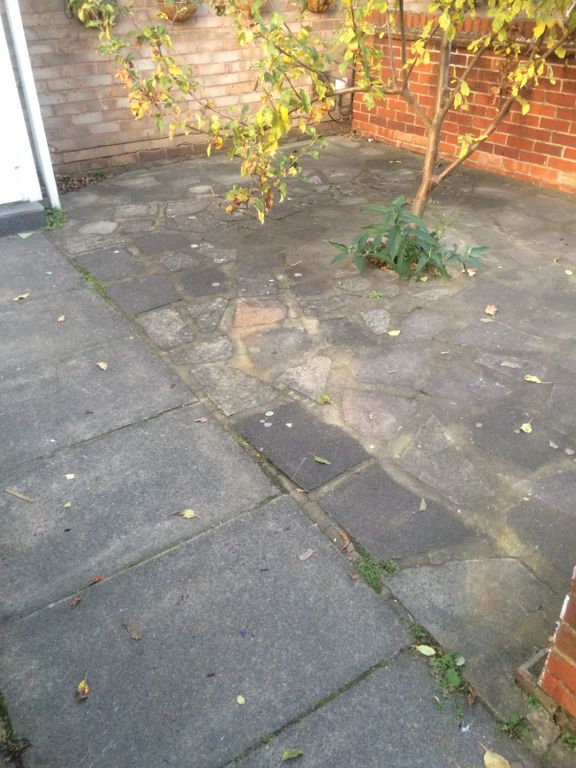 Property photo 2 of 16 Frint Garden