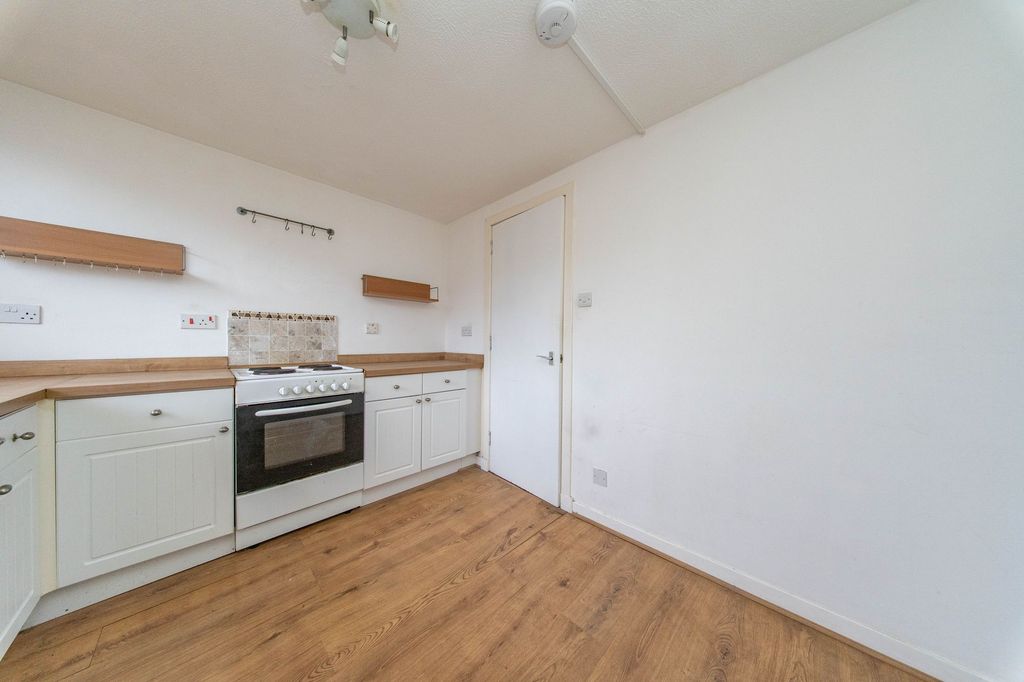 Additional image 9 of 1 bed flat for saleMelbourne Street, Craigshill, Livingston EH54