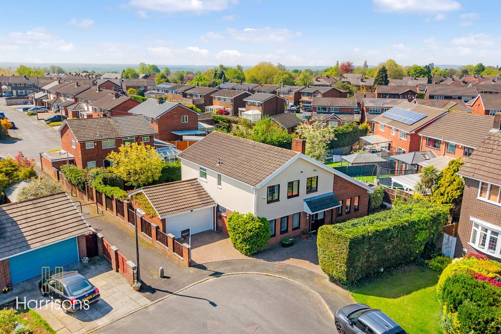 Property photo 2 of 59 5089575