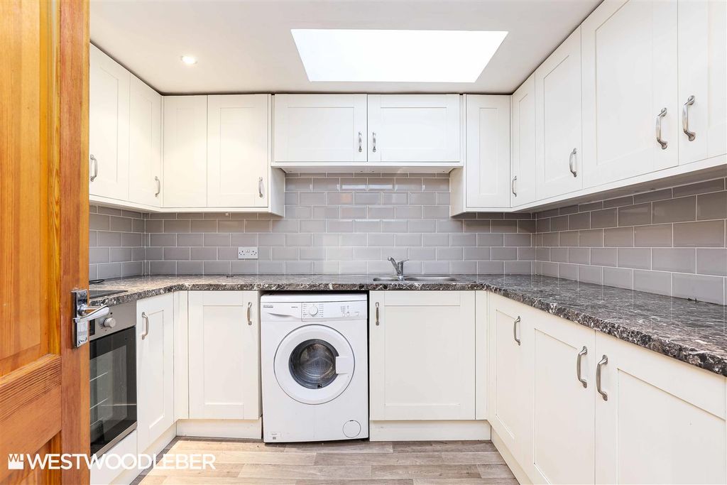 Property photo 2 of 11 Internal_4.Jpg