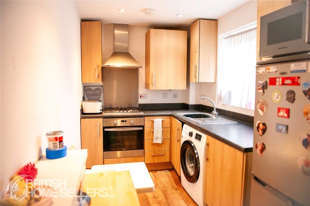 Property photo 3 of 17 Picture No. 13