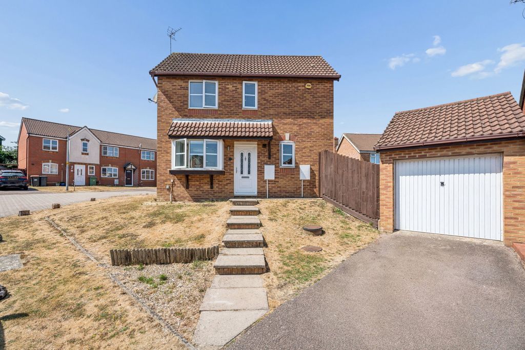 Property photo 1 of 18