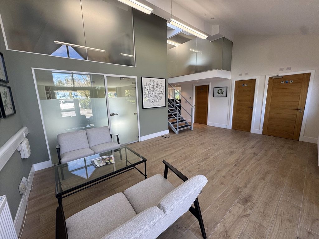 Property photo 1 of 10 Picture No. 18