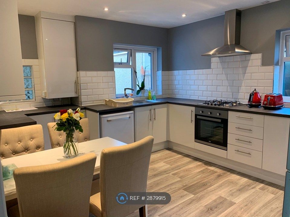 Property photo 1 of 13 Open Plan Kitchen