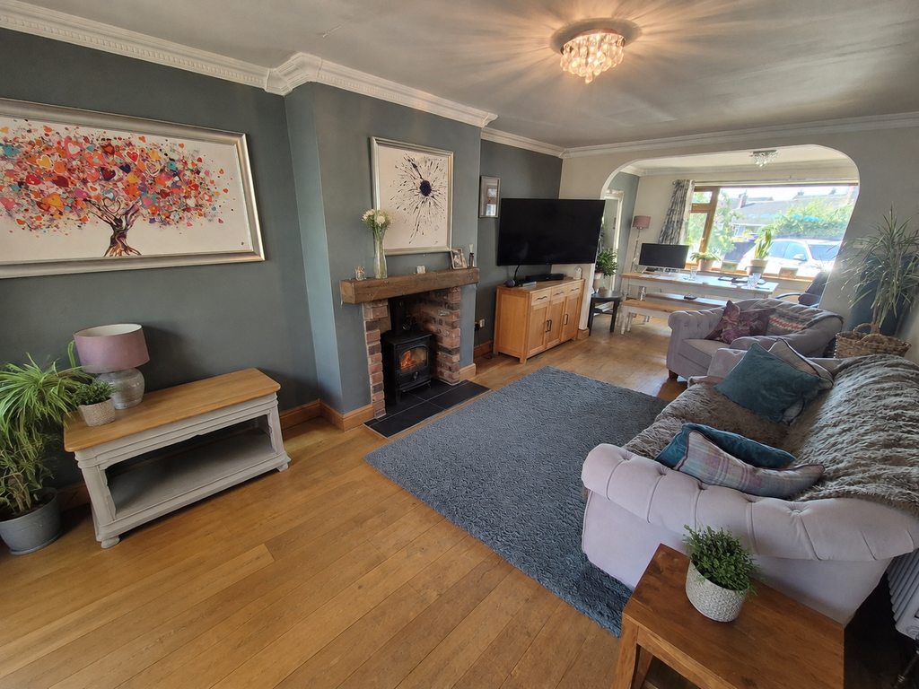 Property photo 2 of 24