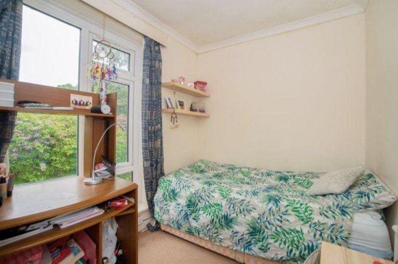 Property photo 3 of 13 Bedroom