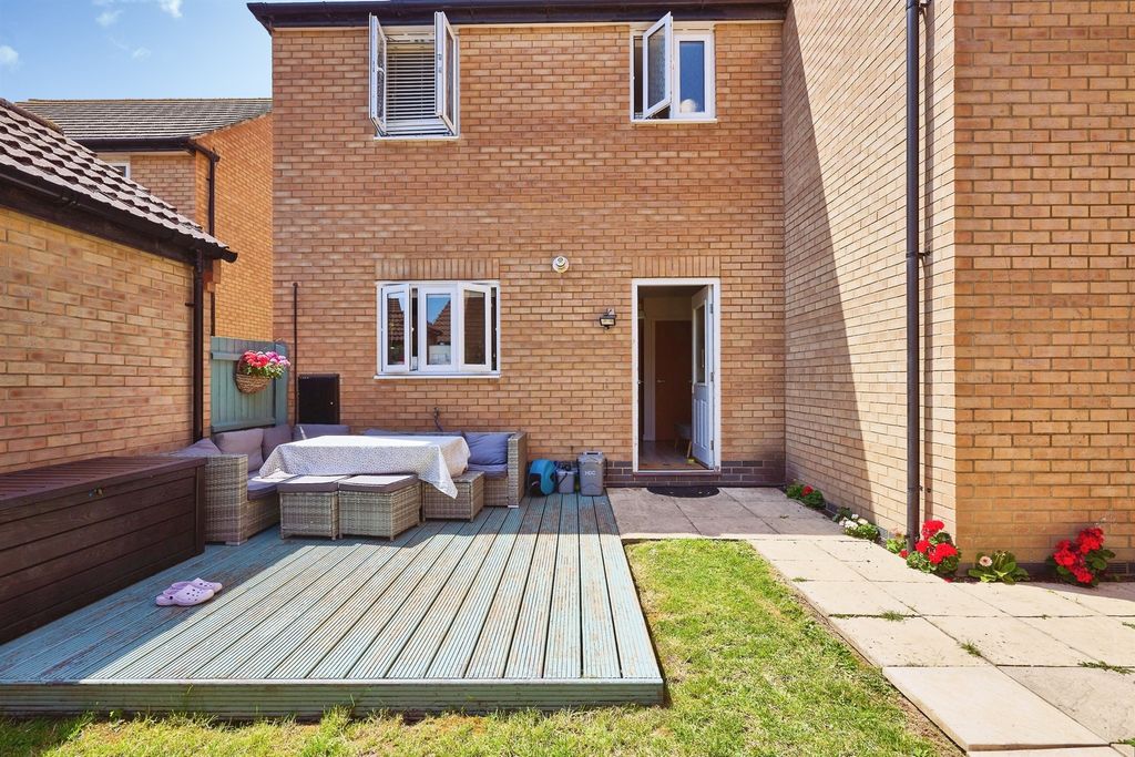 Property photo 3 of 13