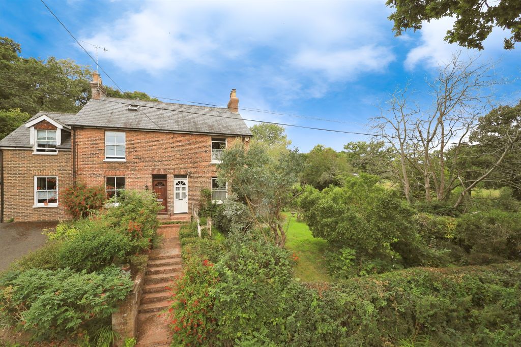 Property photo 1 of 18