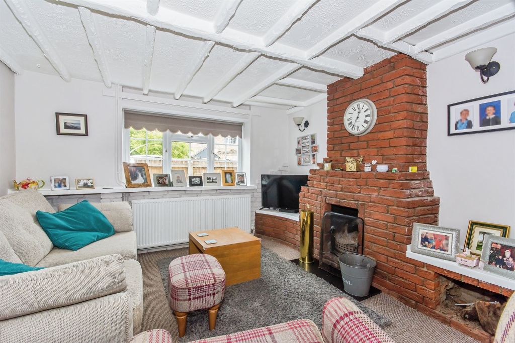 Property photo 3 of 18