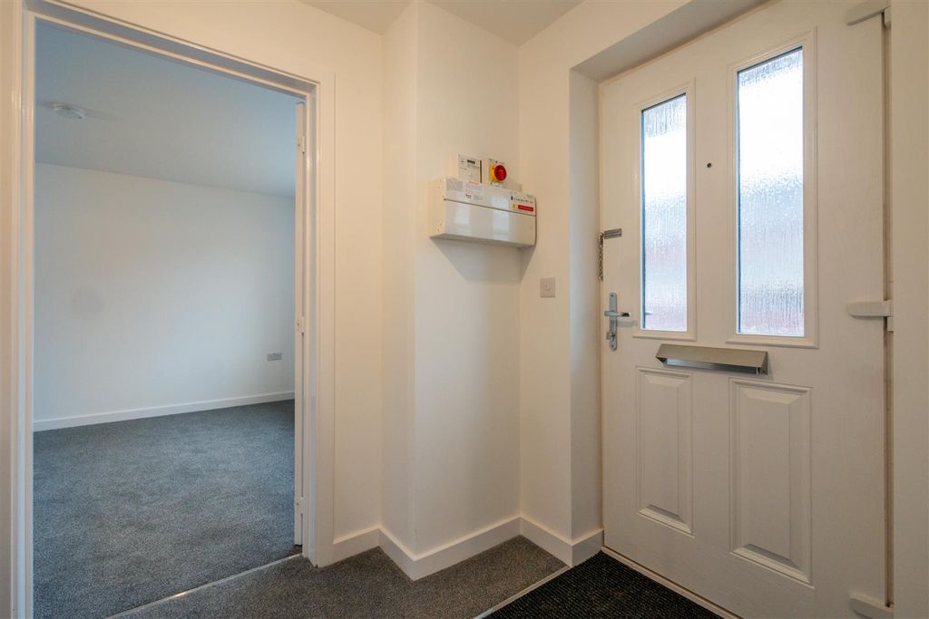 Property photo 3 of 16 P1800422.Jpg