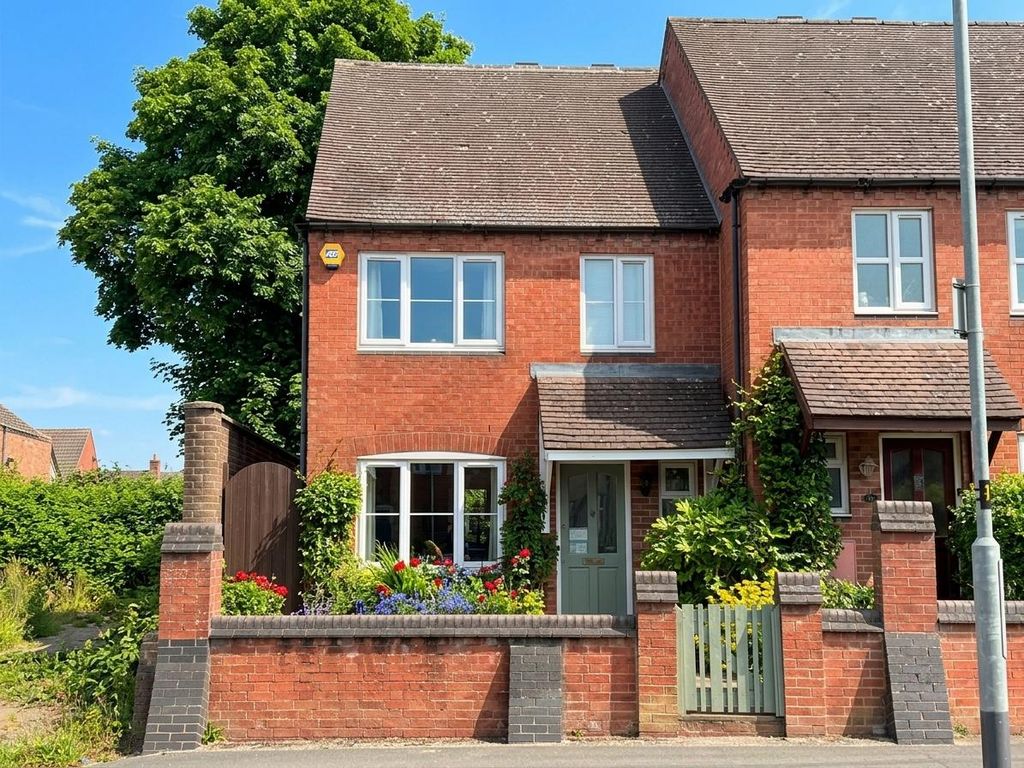 Property photo 1 of 14 Hinckley Road, Burbage