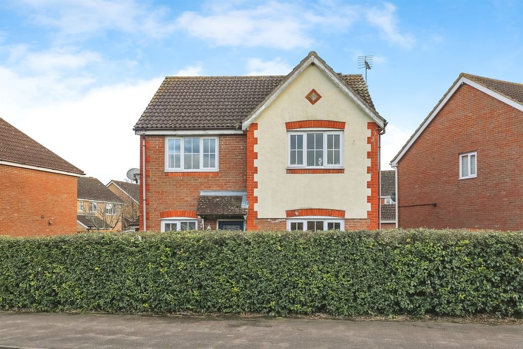 Property photo 1 of 17